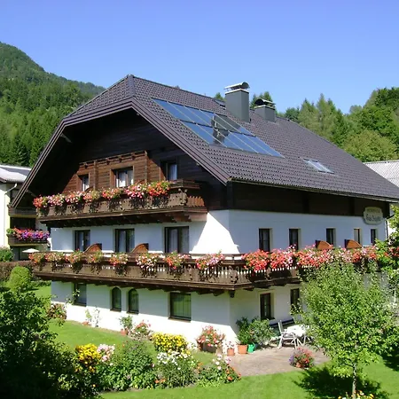 Guest house Haus Brigitte Fuschl am See
